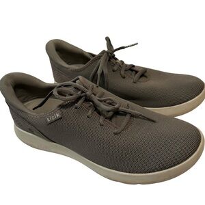 Kizik Madrid comfortable breathable eco knit slip on sneakers 8.5 gray